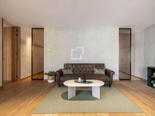 Piso en venta en Barcelona, Dreta de l´Eixample. Piso en excelentes condiciones de 3 dormitorios con 11m terraza en venta en Eixample Izquierdo. Pisos.