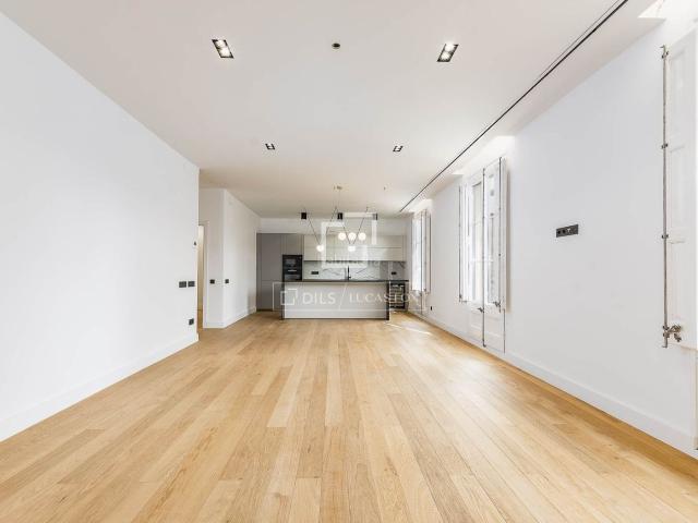 Piso en venta en Barcelona, Dreta de l´Eixample. Piso en venta en excelentes condiciones con cuatro dormitorios en Eixample Derecho. Pisos.