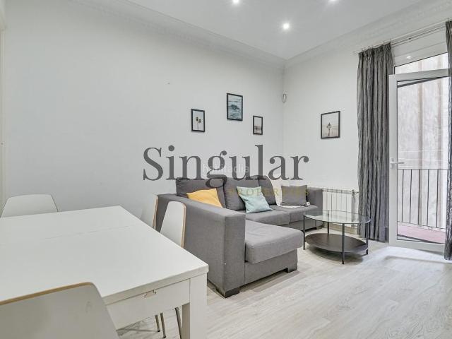 Piso en venta en Barcelona, El Camp d´en Grassot i Gràcia Nova. Piso con esencia modernista y alto potencial en finca clásica. Pisos.