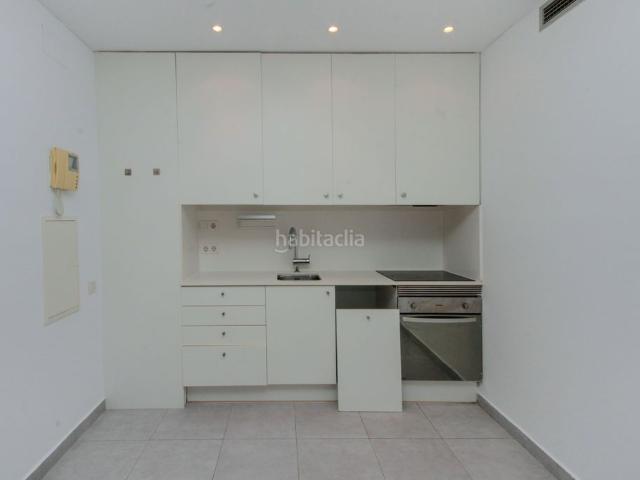 Piso en venta en Barcelona, El Camp d´en Grassot i Gràcia Nova. Solvia Inmobiliaria Piso Barcelona. Pisos.