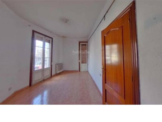 Piso en venta en Barcelona, El Camp de l´Arpa del Clot. Piso en venta en calle Industria. Pisos.