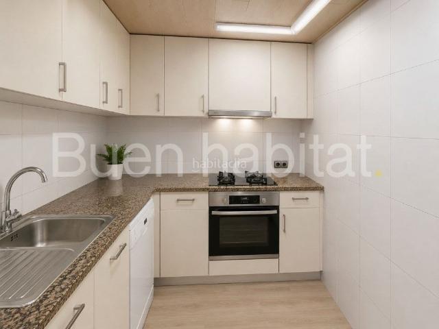 Piso en venta en Barcelona, El Coll. OPORTUNIDAD JUNTO AL PARQUE GUELL. Pisos.