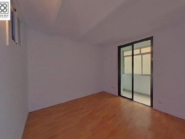 Piso en venta en Barcelona, El Poble sec