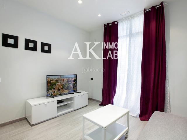 Piso en venta en Barcelona, El Poble Sec Parc de Montjuïc. Piso en venta de 3 habitaciones en Poble Sec. Pisos.