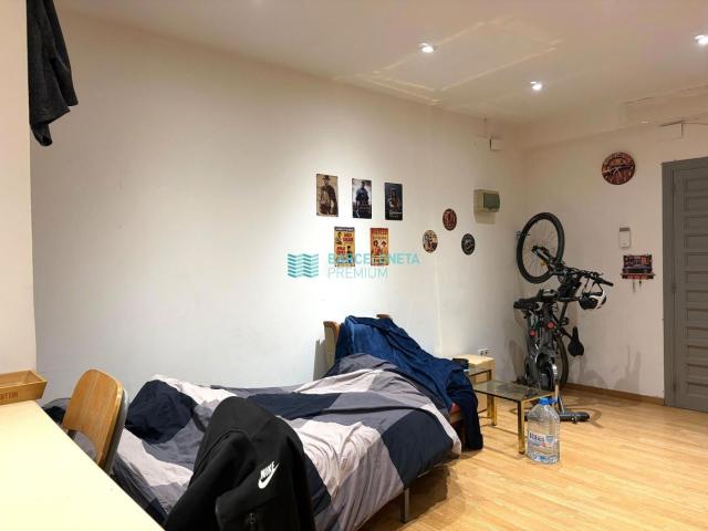 Piso en venta en Barcelona, El Poble Sec Parc de Montjuïc. en Barcelona. Pisos.
