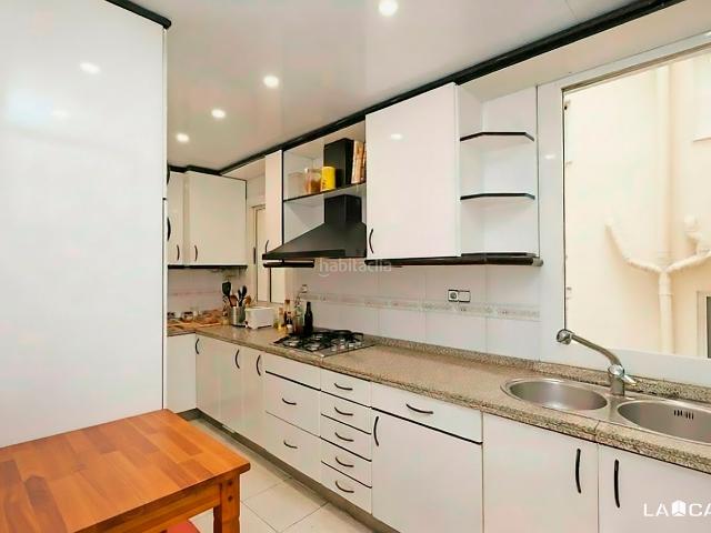 Piso en venta en Barcelona, El Poble Sec Parc de Montjuïc. Piso Carrer de Lleida, Barcelona. Pisos.