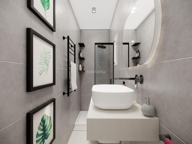 Piso en venta en Barcelona, El Poble Sec Parc de Montjuïc. Piso de 3 habitaciones con balcón y ascensor en Poble Sec. Pisos.