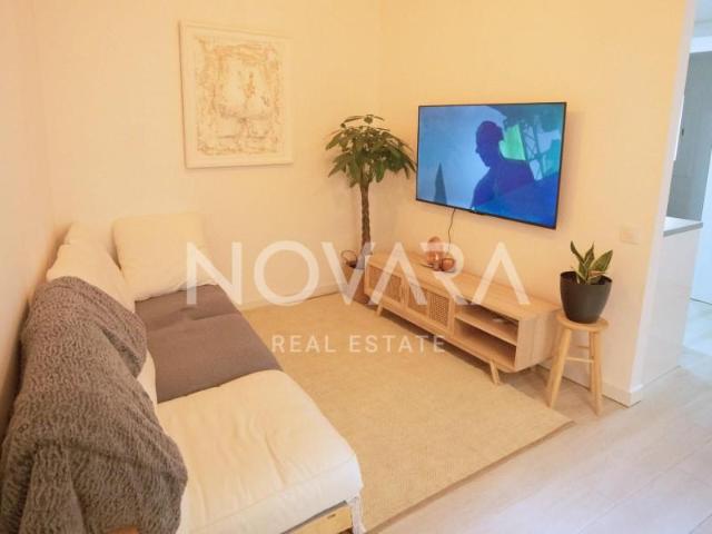 Piso en venta en Barcelona, El Raval