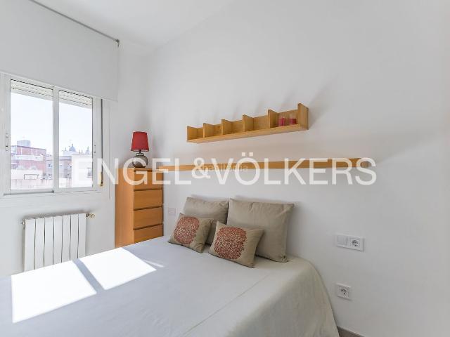 Piso en venta en Barcelona, Font de la Guatlla. Exclusivo ático en Gran Via de les Corts Catalanes. Pisos.