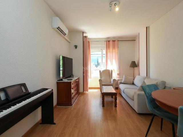 Piso en venta en Barcelona, Font de la Guatlla. PISO CON PISCINA EN LA FONT DE GUATLLA. Pisos.