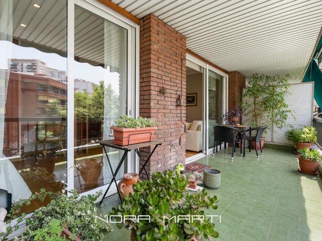 Piso en venta en Barcelona, Fort Pienc. PISO EN LEIXAMPLE DRETA. Pisos.