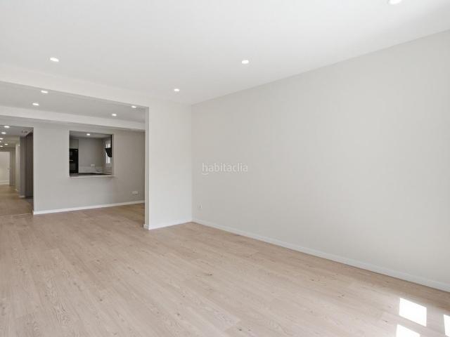 Piso en venta en Barcelona, Gòtic. Vivienda de alto nivel en ubicación prime Portal de lAngel, Barcelona. Pisos.