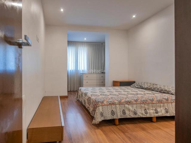 Piso en venta en Barcelona, Gòtic. A ESCASOS METROS DEL PASEO COLON. Pisos.