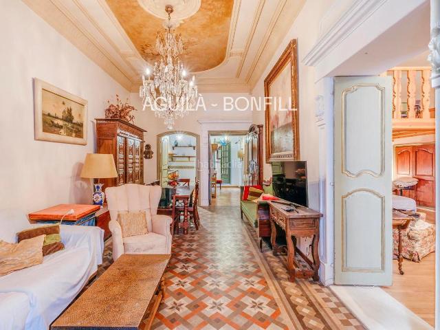 Piso en venta en Barcelona, Gòtic. en Barcelona. Pisos.