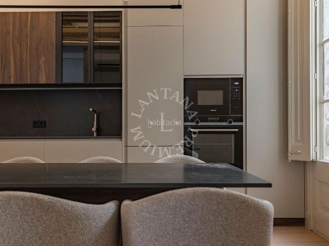 Piso en venta en Barcelona, Gòtic. FABULOSO PISO REFORMADO EN PORTAFERRISSA. Pisos.