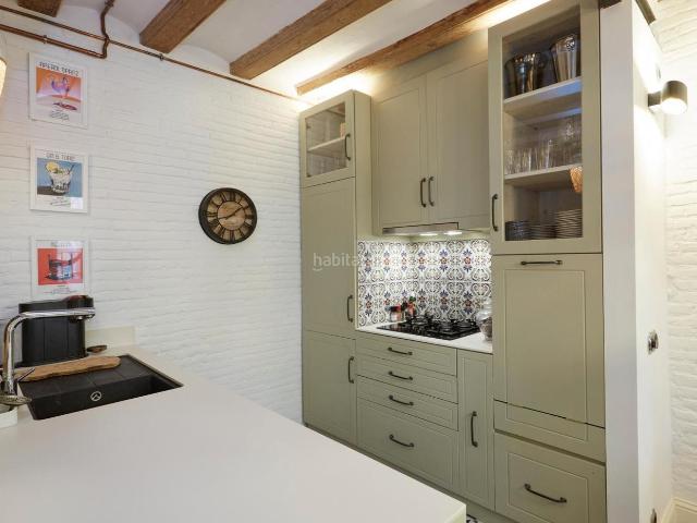 Piso en venta en Barcelona, Gòtic. FINCA CLASICA EN EL CENTRO DE LA CIUDAD. Pisos.