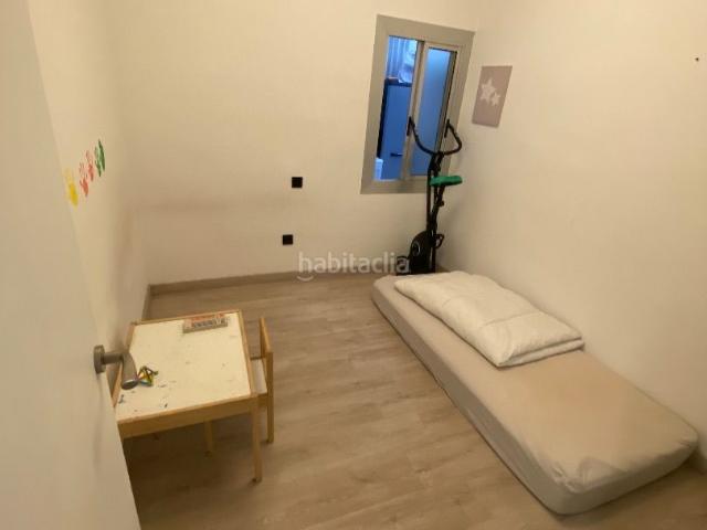 Piso en venta en Barcelona, Guinardó. Venta piso 3 habitaciones. Pisos.