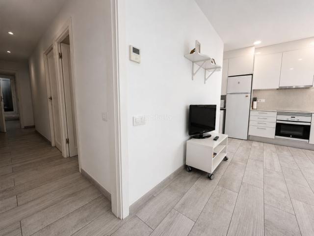 Piso en venta en Barcelona, Guinardó. Vivienda totalmente reformada 3 habitaciones. Pisos.