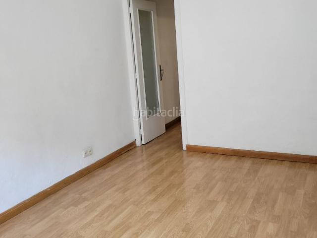 Piso en venta en Barcelona, Guinardó. PISO EN MARE DE DEU DE MONTSERRAT. Pisos.
