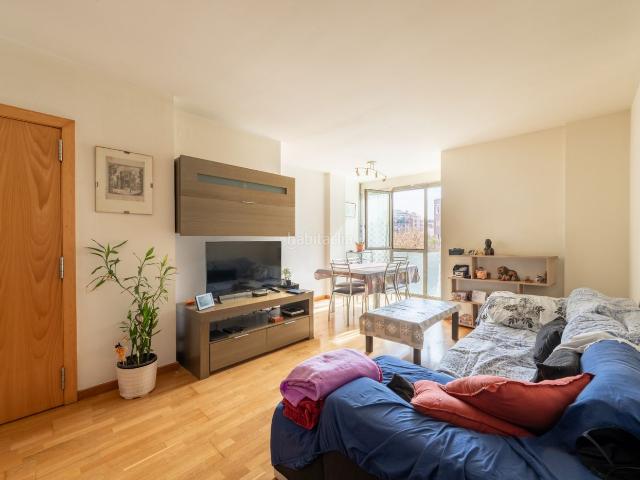 Piso en venta en Barcelona, Guinardó. Piso en venta en Paseo Maragall, 9999. Pisos.