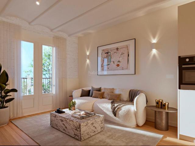 Piso en venta en Barcelona, Hostafrancs. Encanto moderno en finca regia de Sants. Pisos.