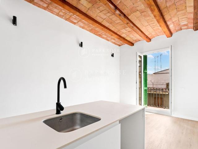 Piso en venta en Barcelona, Hostafrancs. Precioso piso a estrenar en Sants. Pisos.