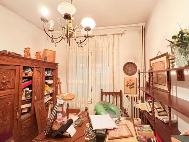 Piso en venta en Barcelona, L´Antiga Esquerra de l´Eixample. Muy buen piso de 127 m2 sito en calle Buenos Aires entre Villarroel i Urgell. Pisos.