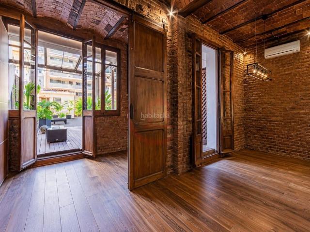 Piso en venta en Barcelona, L´Antiga Esquerra de l´Eixample. EXCLUSIVA PISO CON TERRAZA PRIVADA DE 100 m ALTA RENTABILIDAD UBICACIÓN PREMIUM. Pisos.