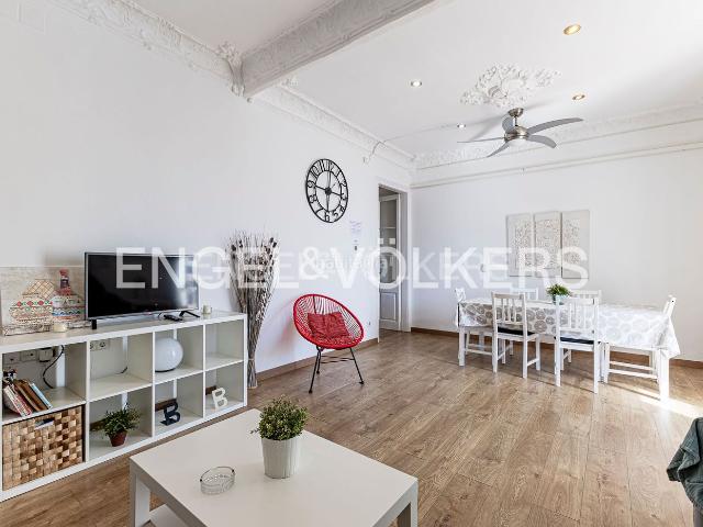 Piso en venta en Barcelona, L´Antiga Esquerra de l´Eixample. Piso luminoso en el corazón del Eixample Esquerra. Pisos.