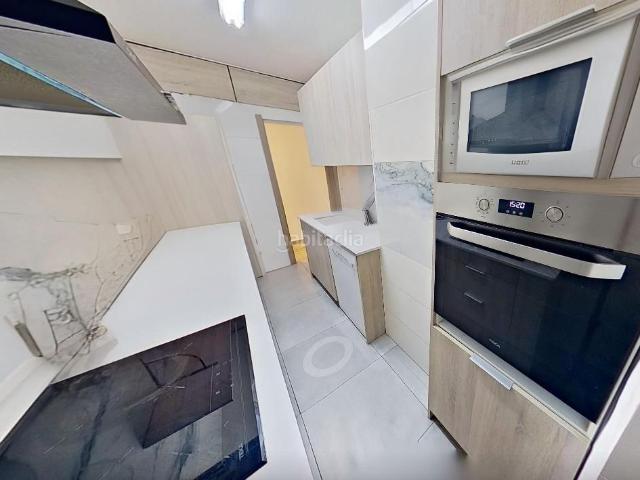 Piso en venta en Barcelona, L´Antiga Esquerra de l´Eixample. PISO REFORMADO CON BALCON EN EIXAMPLE. Pisos.