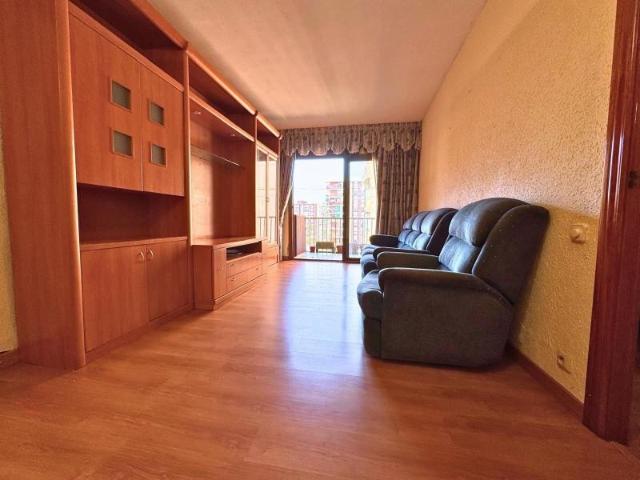 Piso en venta en Barcelona, La Verneda i la Pau