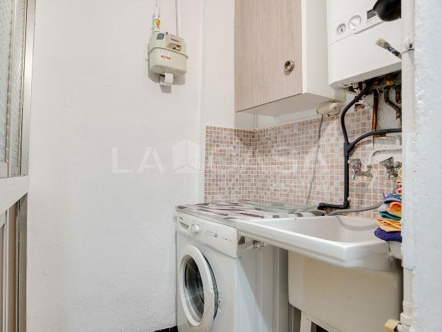Piso en venta en Barcelona, La Verneda La Pau. Piso de 91 m con 3 dormitorios y ascensor en Ca NOliva, Barcelona. Pisos.
