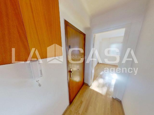 Piso en venta en Barcelona, La Verneda La Pau. PISO TODO EXTERIOR CON BALCÓN EN SANT MARTÍ LA VERNEDA I LA PAU. Pisos.