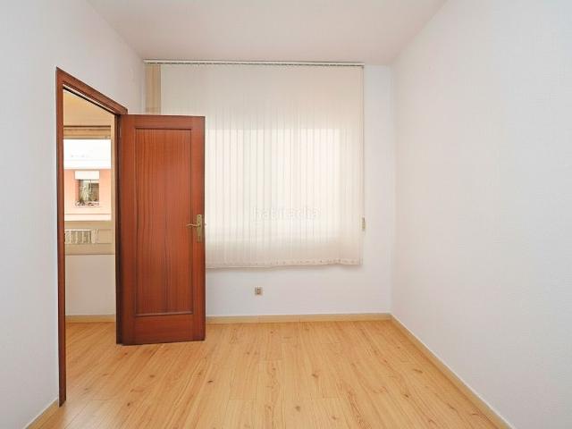 Piso en venta en Barcelona, La Bordeta. Contactame por WhatsApp Azul Pisos.