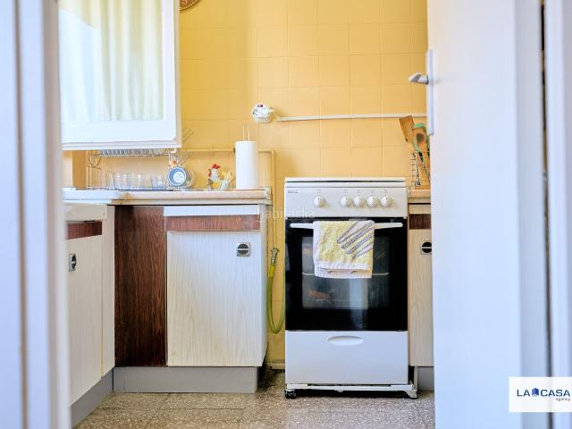 Piso en venta en Barcelona, La Bordeta. Pisos.