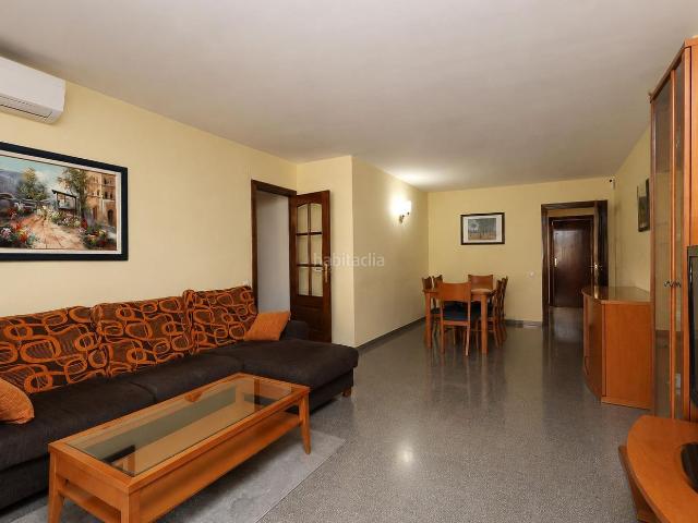 Piso en venta en Barcelona, La Marina del Prat Vermell. PISO EN LA MARINA DEL PRAT VERMELL. Pisos.