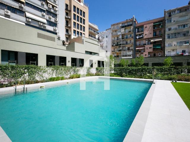 Piso en venta en Barcelona, La Nova Esquerra de l´Eixample. VIVIENDA EXCLUSIVA A ESTRENAR CON PISCINA COMUNITARIA. Pisos.