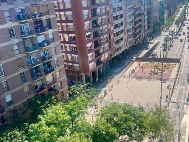Piso en venta en Barcelona, La Salut
