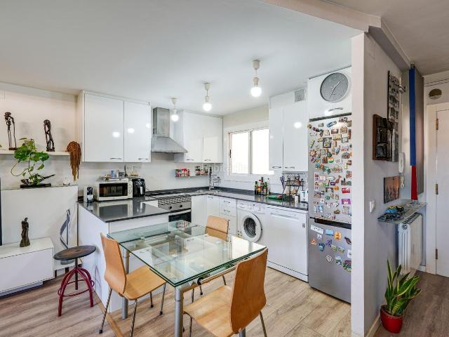 Piso en venta en Barcelona, La Salut. Pisos.