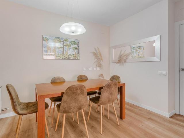 Piso en venta en Barcelona, Poblenou. Vista al mar. Pisos.