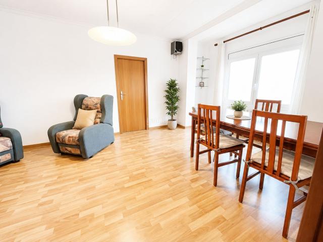 Piso en venta en Barcelona, Poblenou. Pisos.