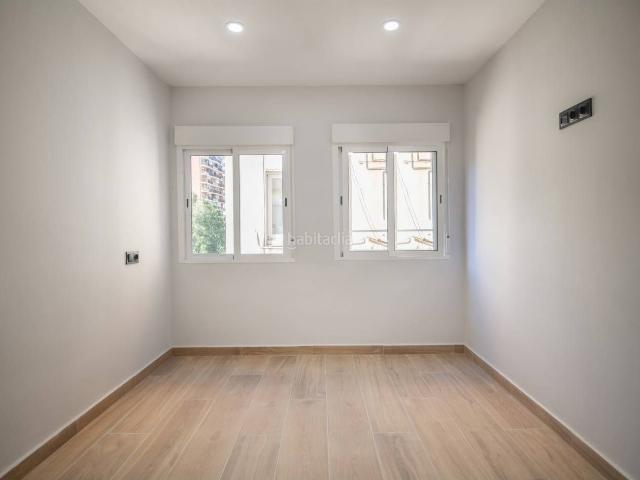 Piso en venta en Barcelona, Porta. Piso en venta en Porta08016. Pisos.