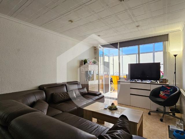 Piso en venta en Barcelona, Porta. Piso en venta en Porta. Pisos.