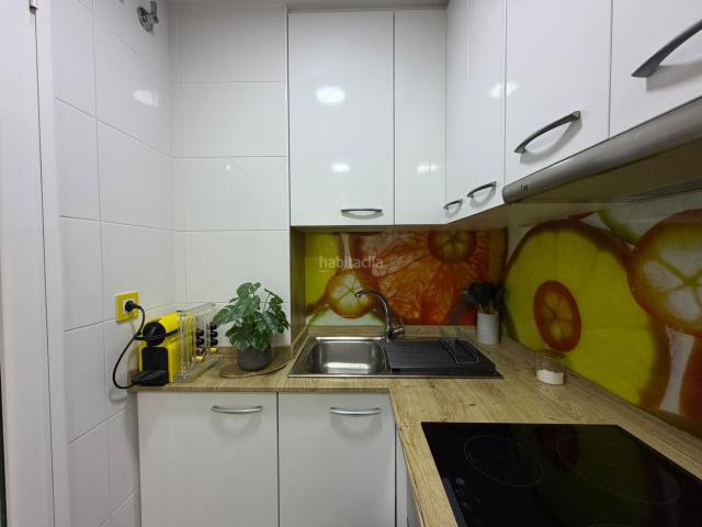 Piso en venta en Barcelona, Provençals del Poblenou. CUATRO HABITACIONES. Pisos.