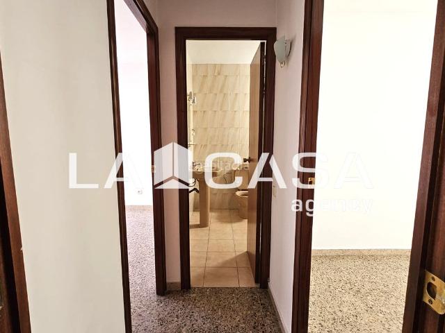 Piso en venta en Barcelona, Prosperitat. OPORTUNIDAD INCREIBLE. Pisos.