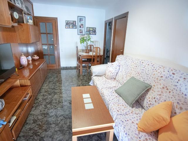 Piso en venta en Barcelona, Prosperitat. Pisos.