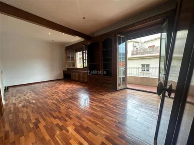 Piso en venta en Barcelona, Putget Farró. alto, tranquilo con balcon y vista. Pisos.