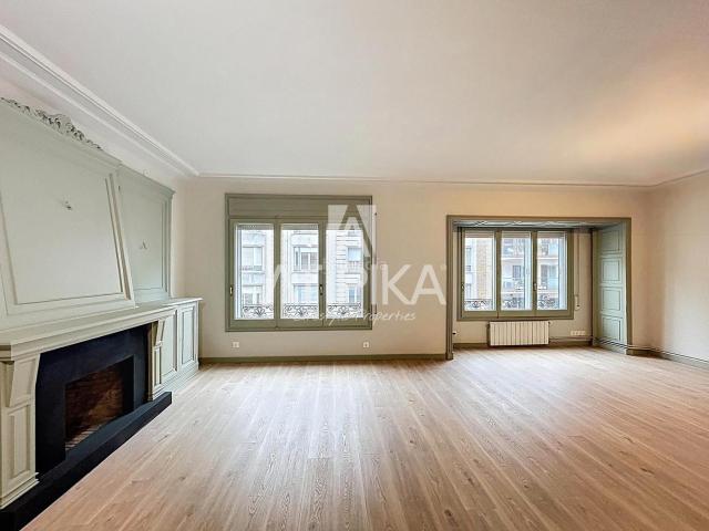 Piso en venta en Barcelona, Sant Gervasi Galvany. Piso en venta de recién reformado de 170m y 5 habitaciones en Calle Balmes. Pisos.