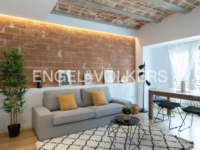 Piso en venta en Barcelona, Putget Farró. Precioso piso reformado en finca regia en Sant Gervasi. Pisos.