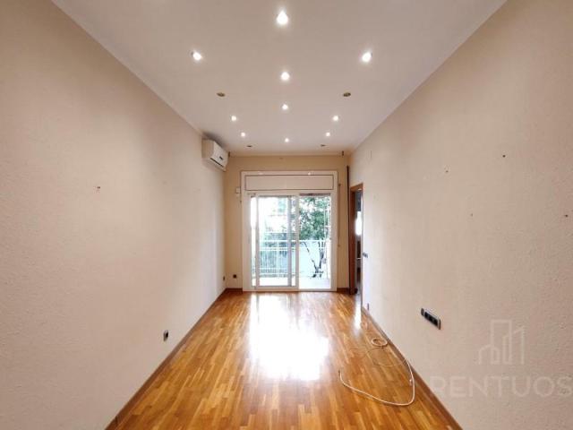 Piso en venta en Barcelona, Rambla de la Muntanya, 69, 08041